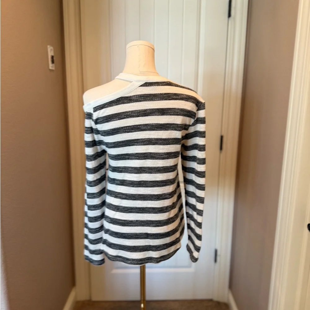 Jack by BB Dakota Monochrome Knit Sweater - Picture 3 of 4